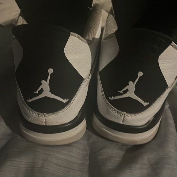 jordan 4 military blacks size 11